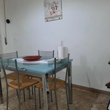 Porta A Mare Station Apartment